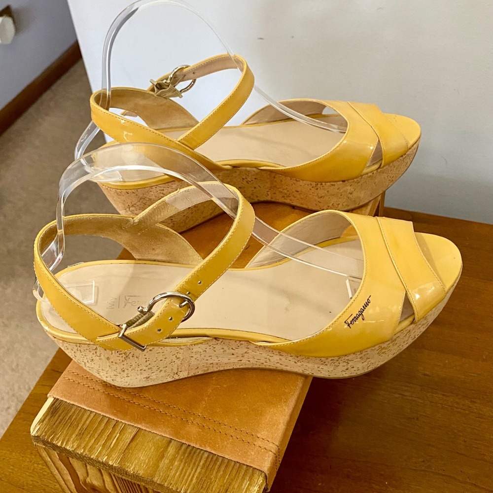Salvatore Ferragamo Yellow Patent Leather Wedge Sandals Womens 9.5 Italy READ* - Picture 6 of 15